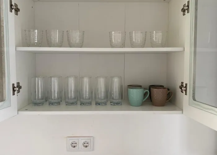 아파트 Second Floor Near The *